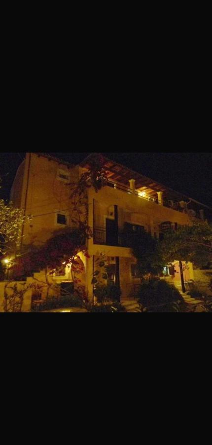 Villa Efterpi Kontokali Bagian luar foto