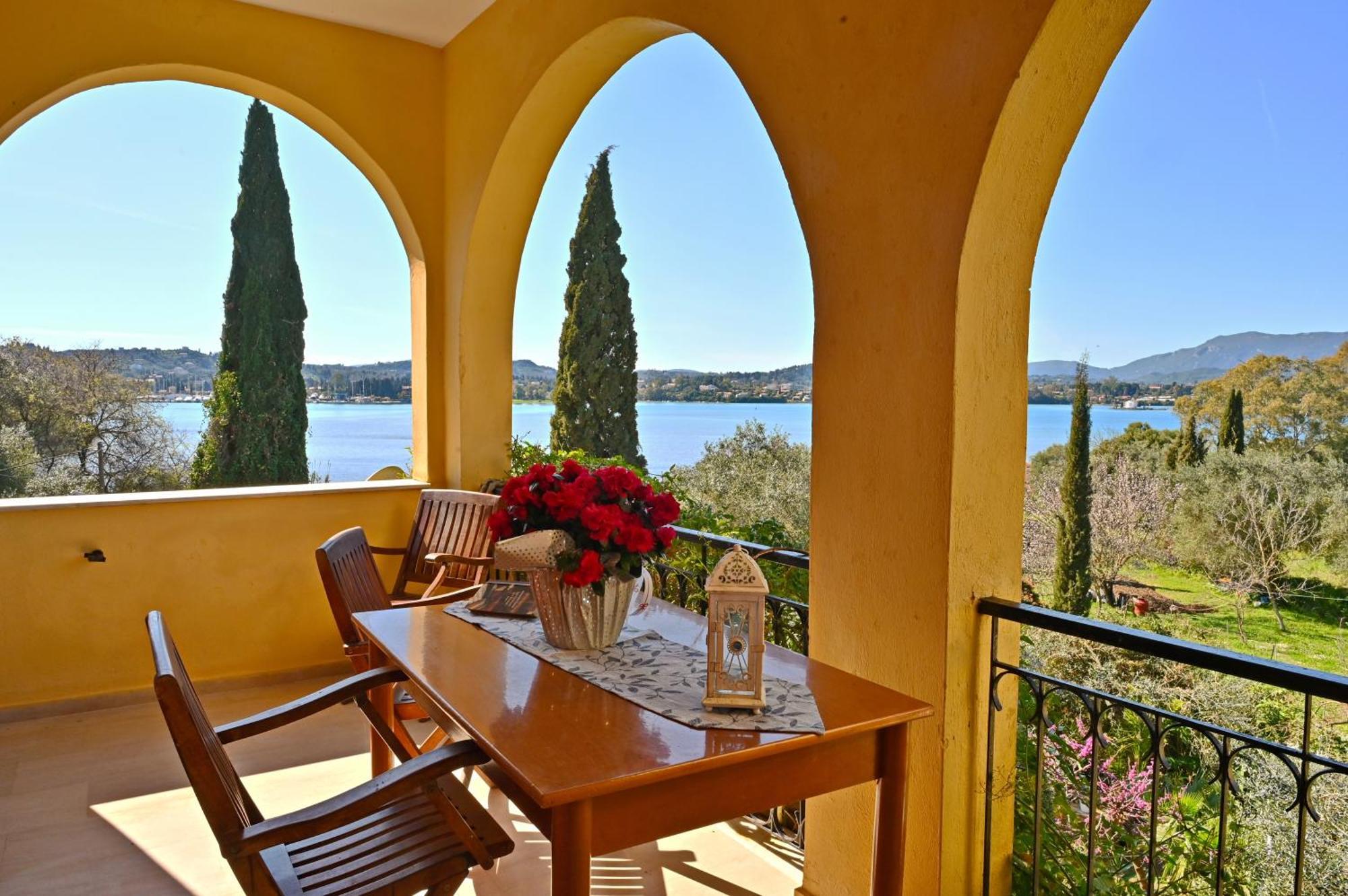 Villa Efterpi Kontokali Bagian luar foto
