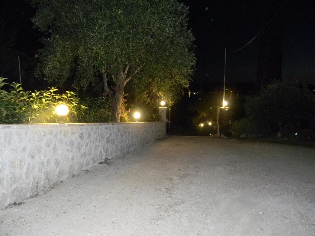 Villa Efterpi Kontokali Bagian luar foto