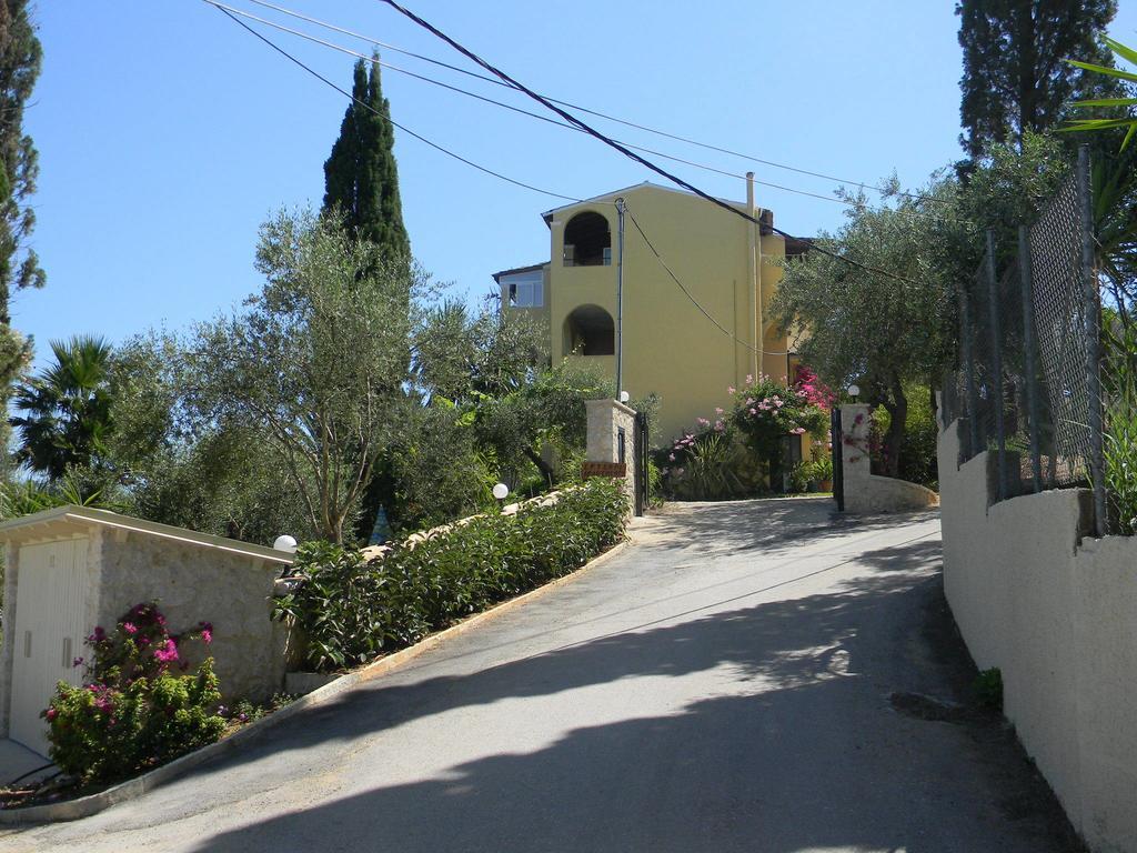 Villa Efterpi Kontokali Bagian luar foto