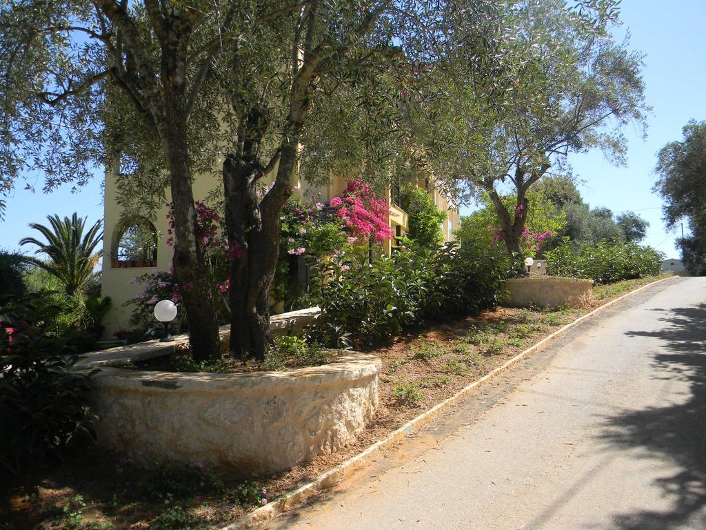 Villa Efterpi Kontokali Bagian luar foto